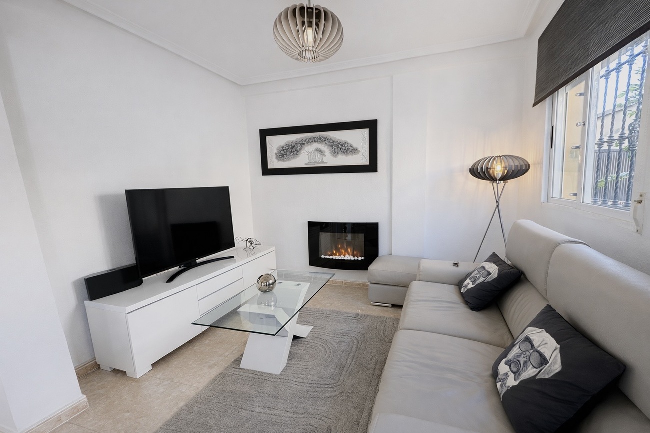 2 Bed, 1 Bath, HouseFor Sale, Orihuela Costa, Alicante