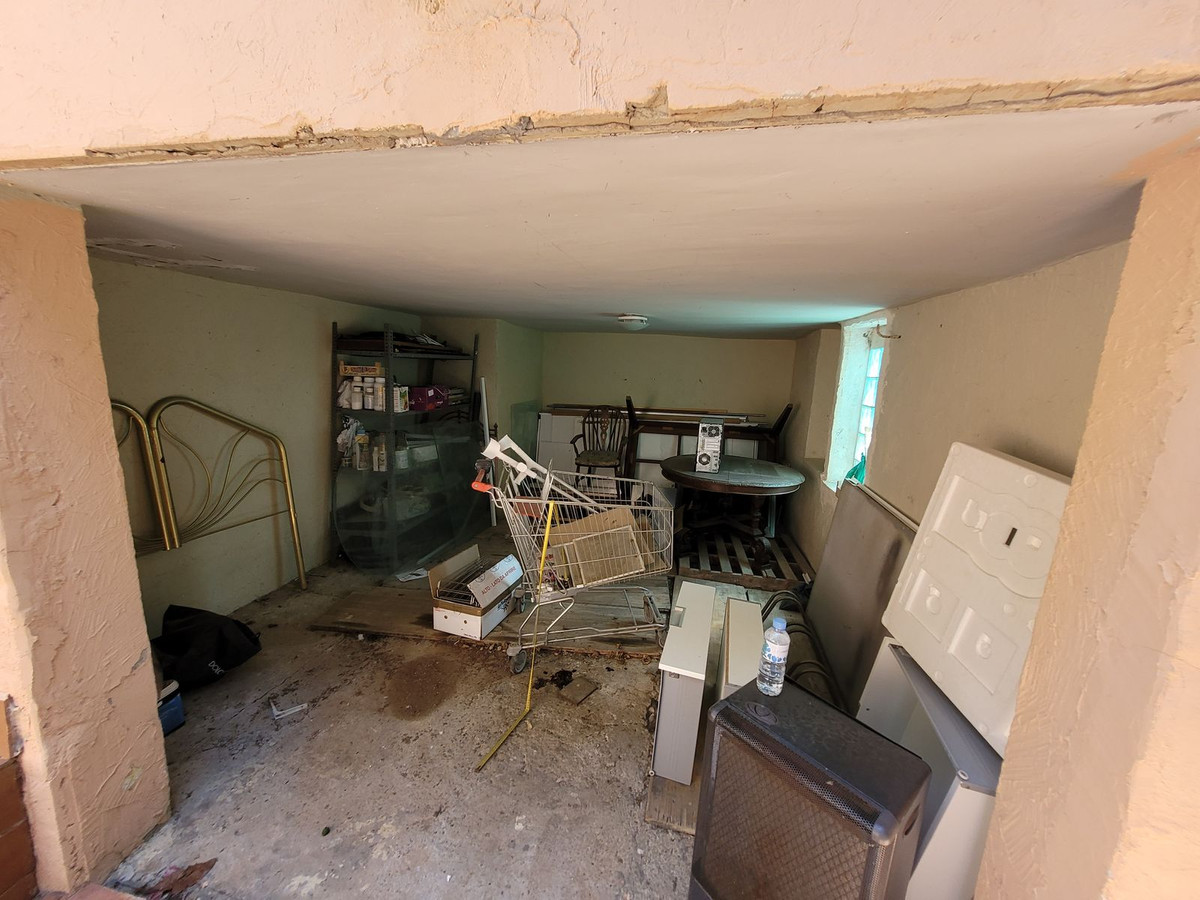 4 Bed, 3 Bath, HouseFor Sale, Rio Real Golf, Malaga