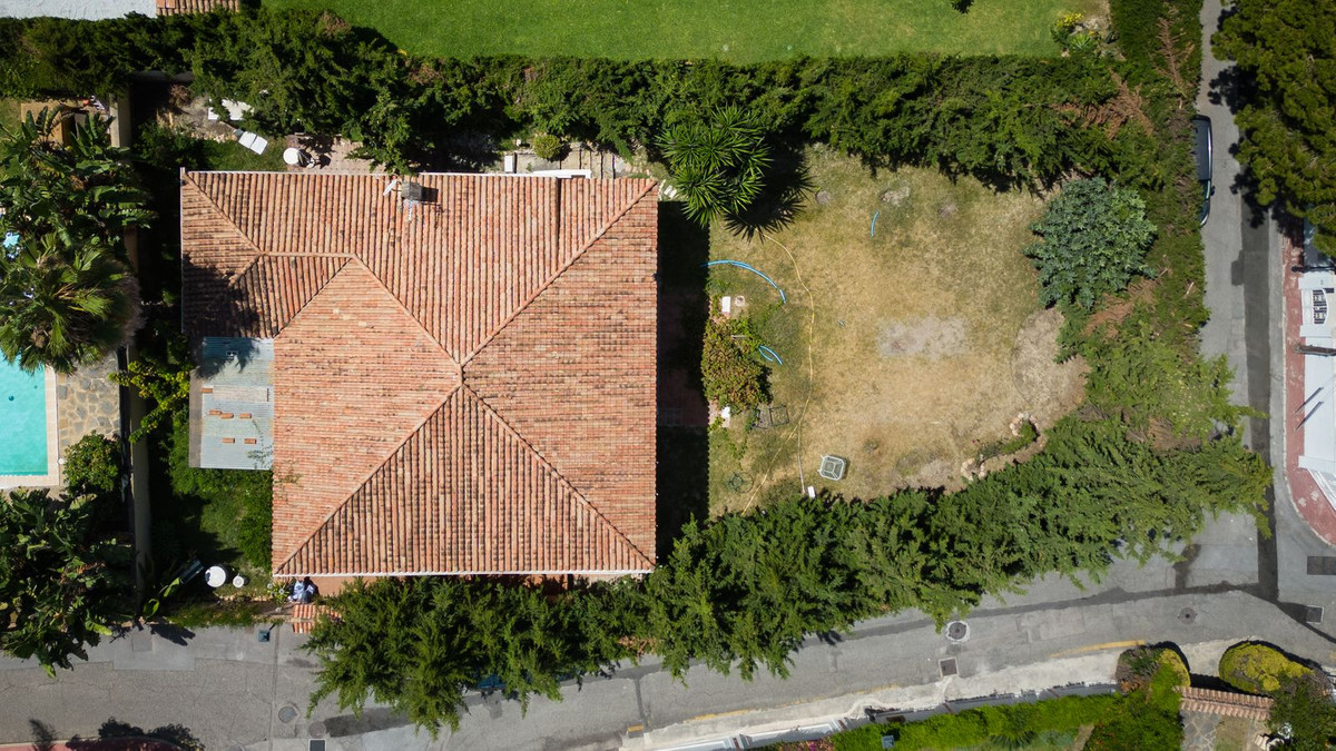 4 Bed, 3 Bath, HouseFor Sale, Rio Real Golf, Malaga