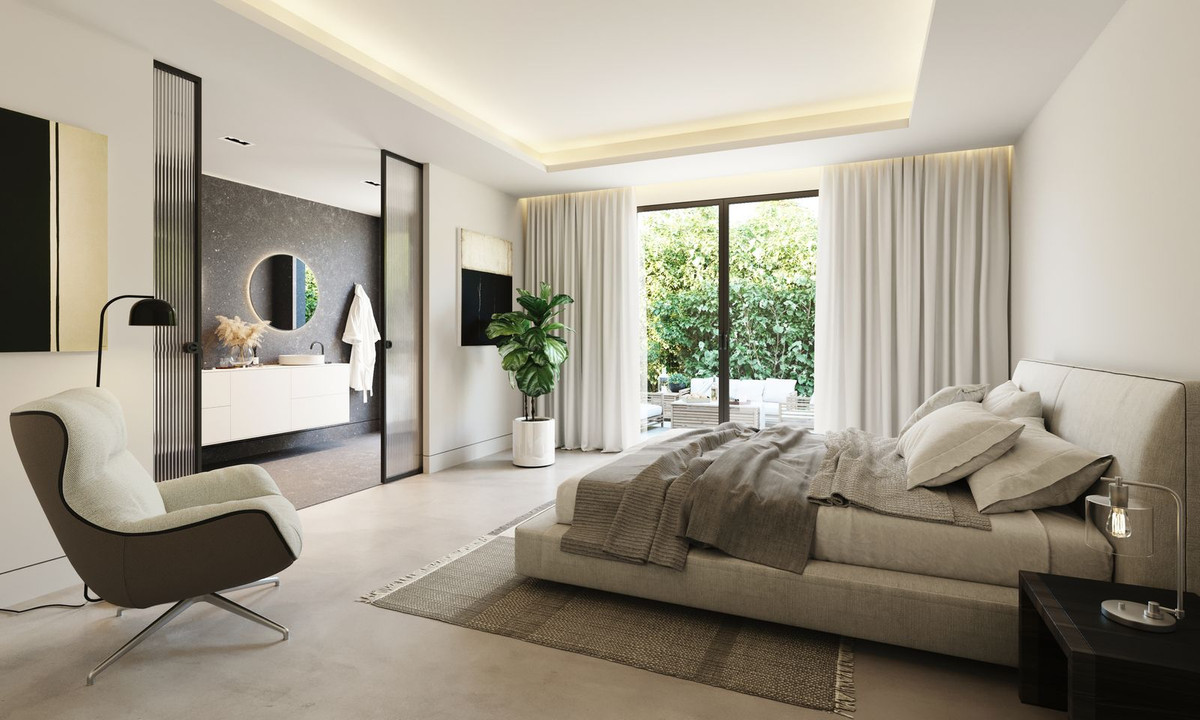 4 Bed, 3 Bath, HouseFor Sale, Rio Real Golf, Malaga