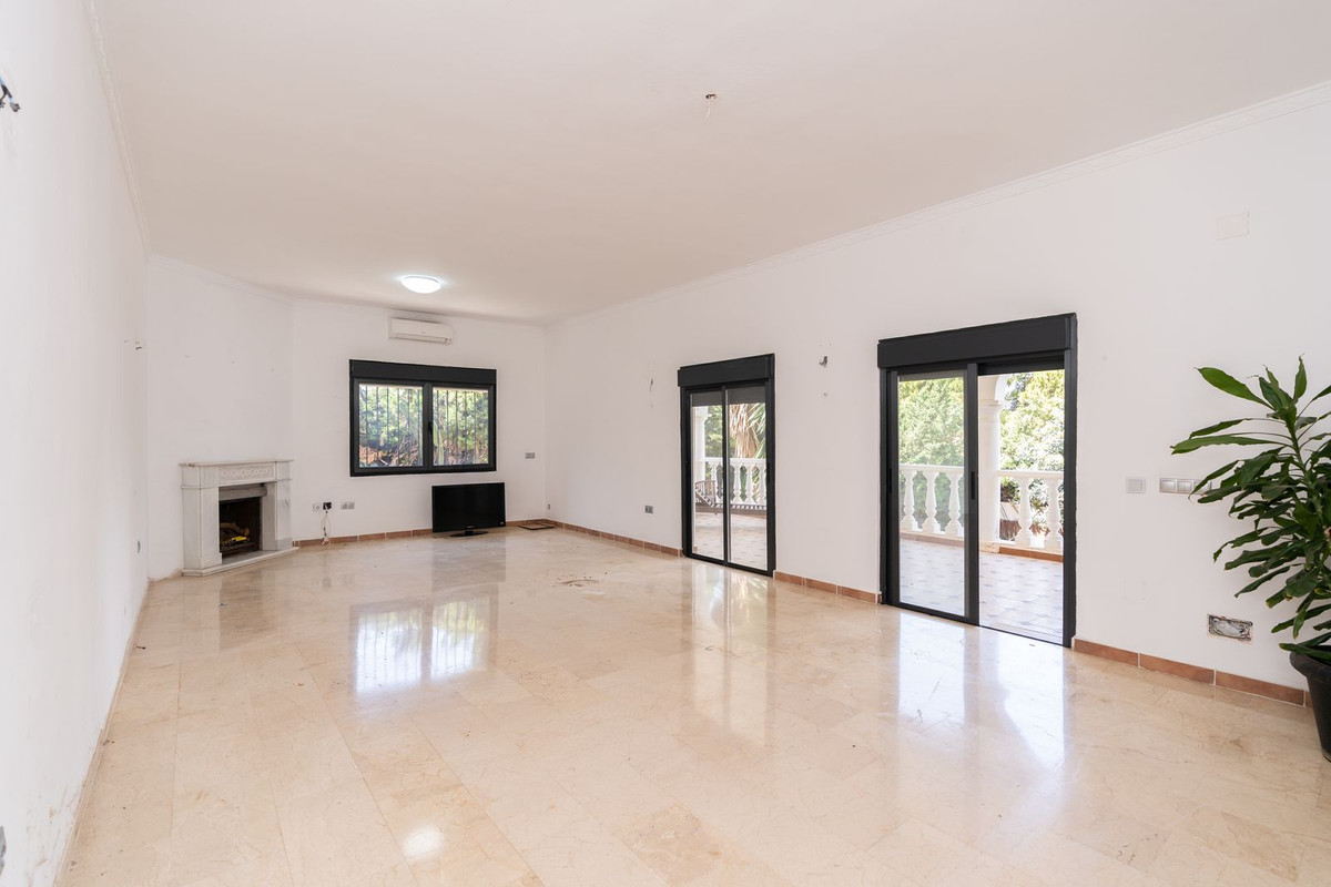 4 Bed, 3 Bath, HouseFor Sale, Rio Real Golf, Malaga