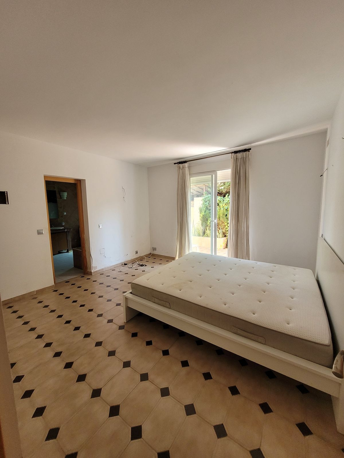 4 Bed, 3 Bath, HouseFor Sale, Rio Real Golf, Malaga