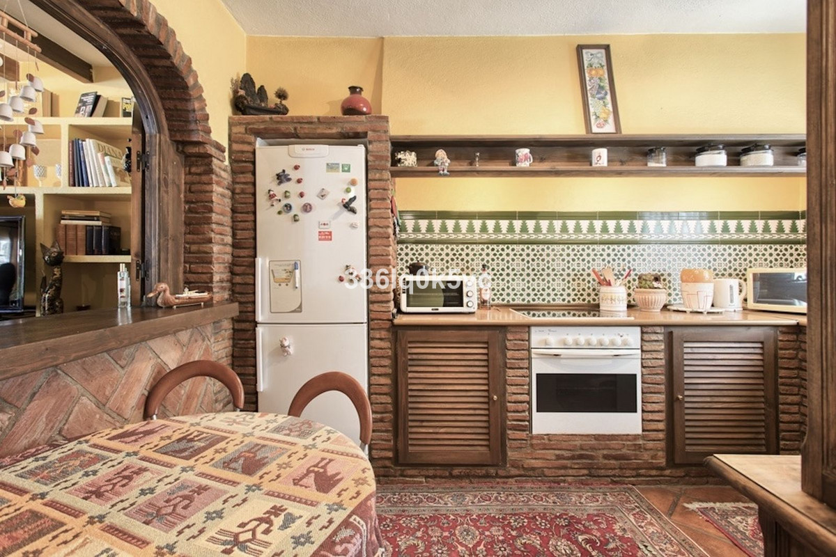 3 Bed, 3 Bath, HouseFor Sale, Benahavis, Malaga