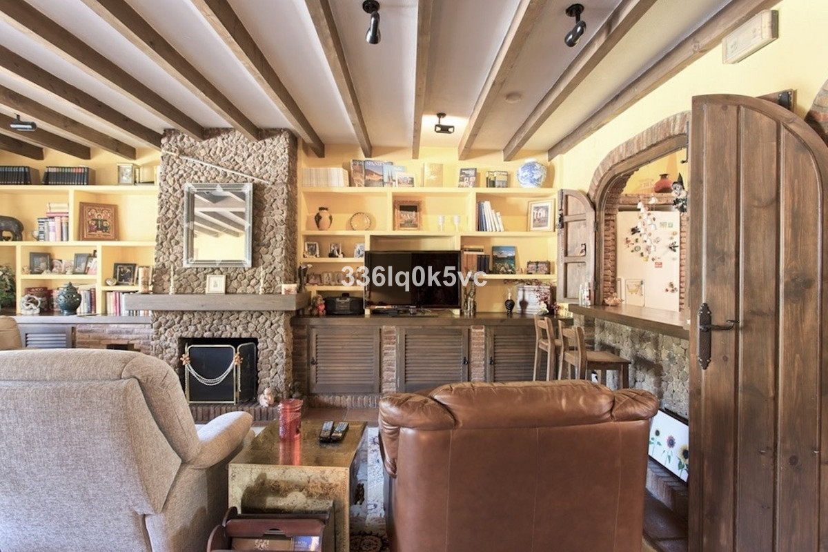 3 Bed, 3 Bath, HouseFor Sale, Benahavis, Malaga