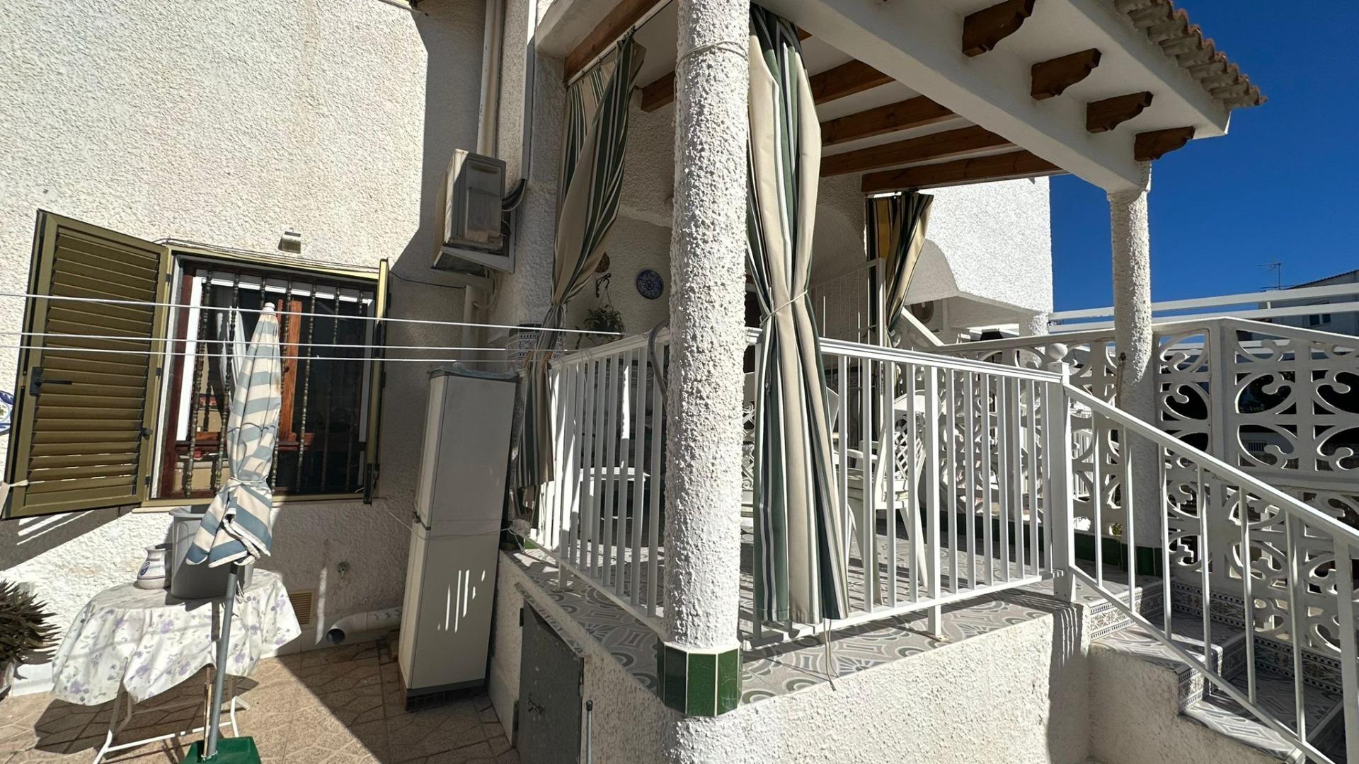 2 Bed, 1 Bath, HouseFor Sale, Torrevieja, Alicante