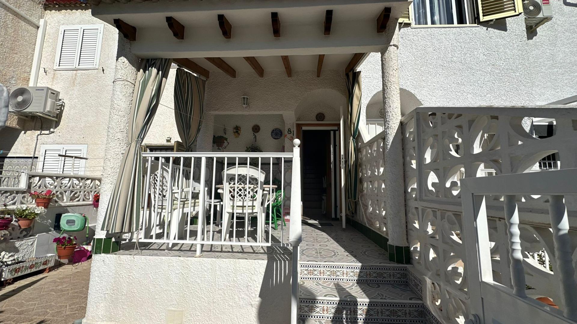 2 Bed, 1 Bath, HouseFor Sale, Torrevieja, Alicante