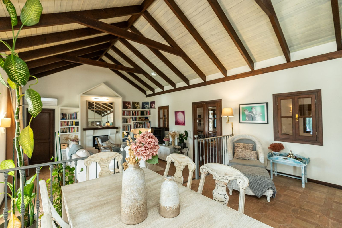 4 Bed, 3 Bath, HouseFor Sale, Diana Park, Malaga