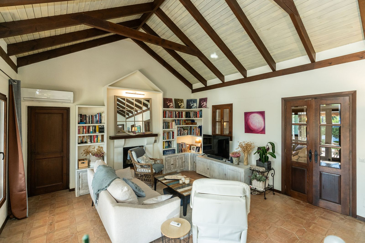 4 Bed, 3 Bath, HouseFor Sale, Diana Park, Malaga