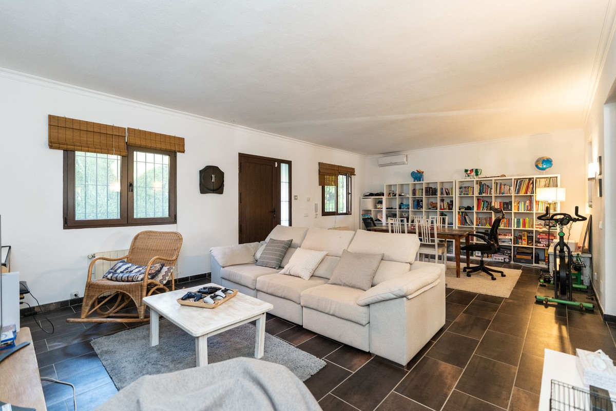 4 Bed, 3 Bath, HouseFor Sale, Diana Park, Malaga