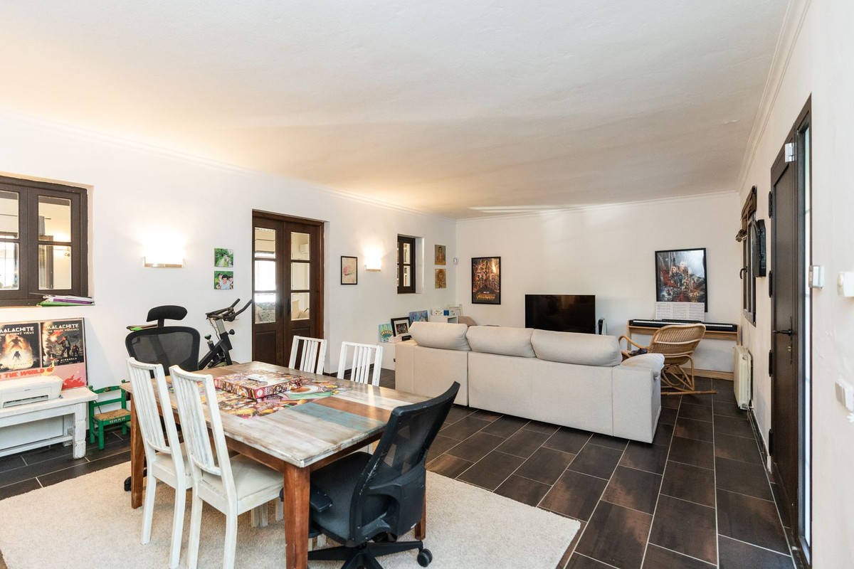 4 Bed, 3 Bath, HouseFor Sale, Diana Park, Malaga