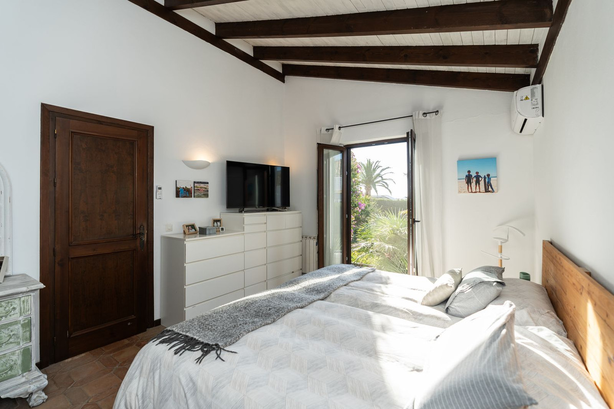 4 Bed, 3 Bath, HouseFor Sale, Diana Park, Malaga