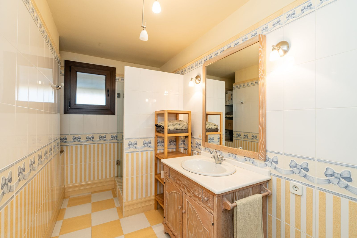 4 Bed, 3 Bath, HouseFor Sale, Diana Park, Malaga