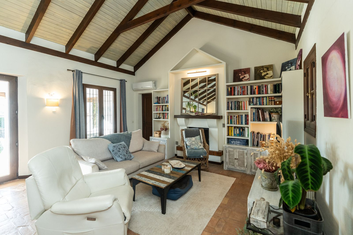 4 Bed, 3 Bath, HouseFor Sale, Diana Park, Malaga