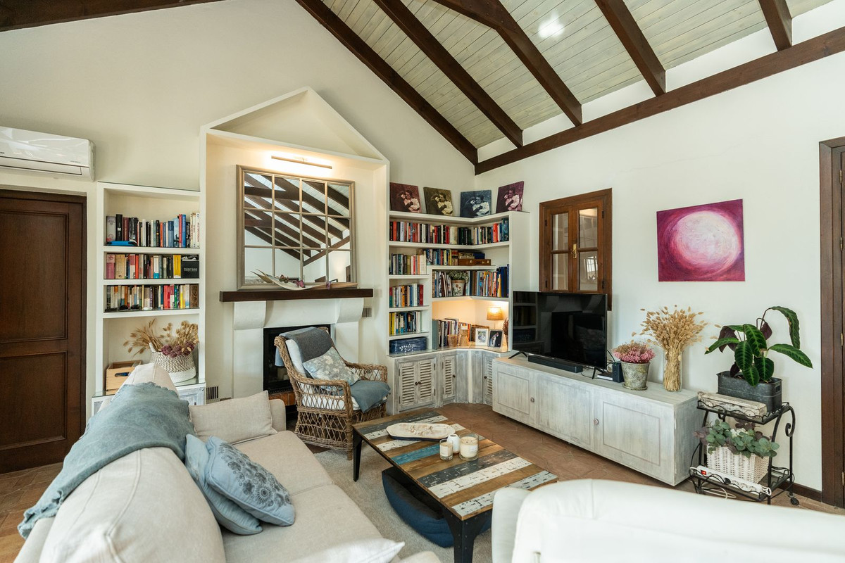 4 Bed, 3 Bath, HouseFor Sale, Diana Park, Malaga