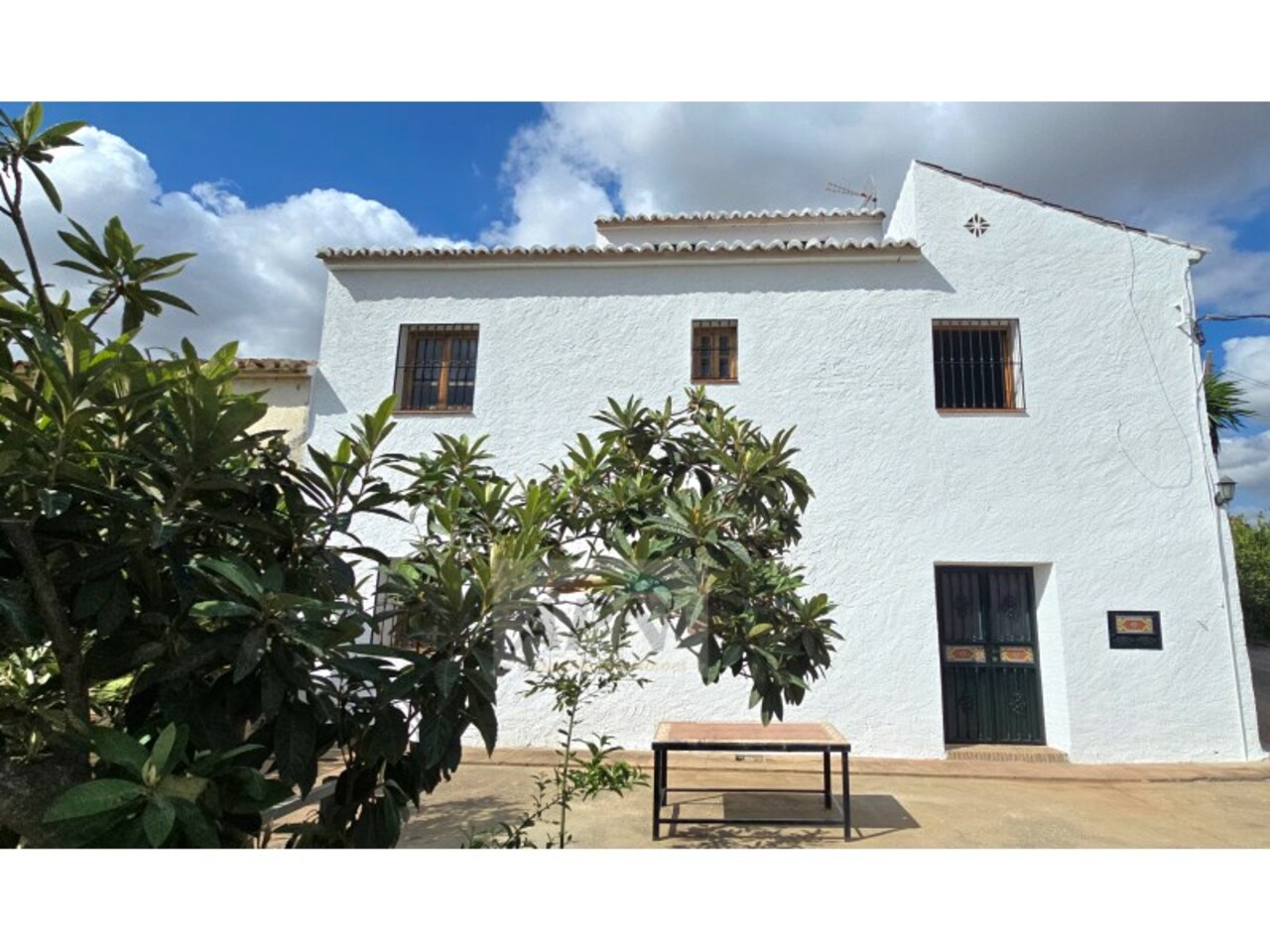 4 Bed, 2 Bath, HouseFor Sale, Álora, Malaga