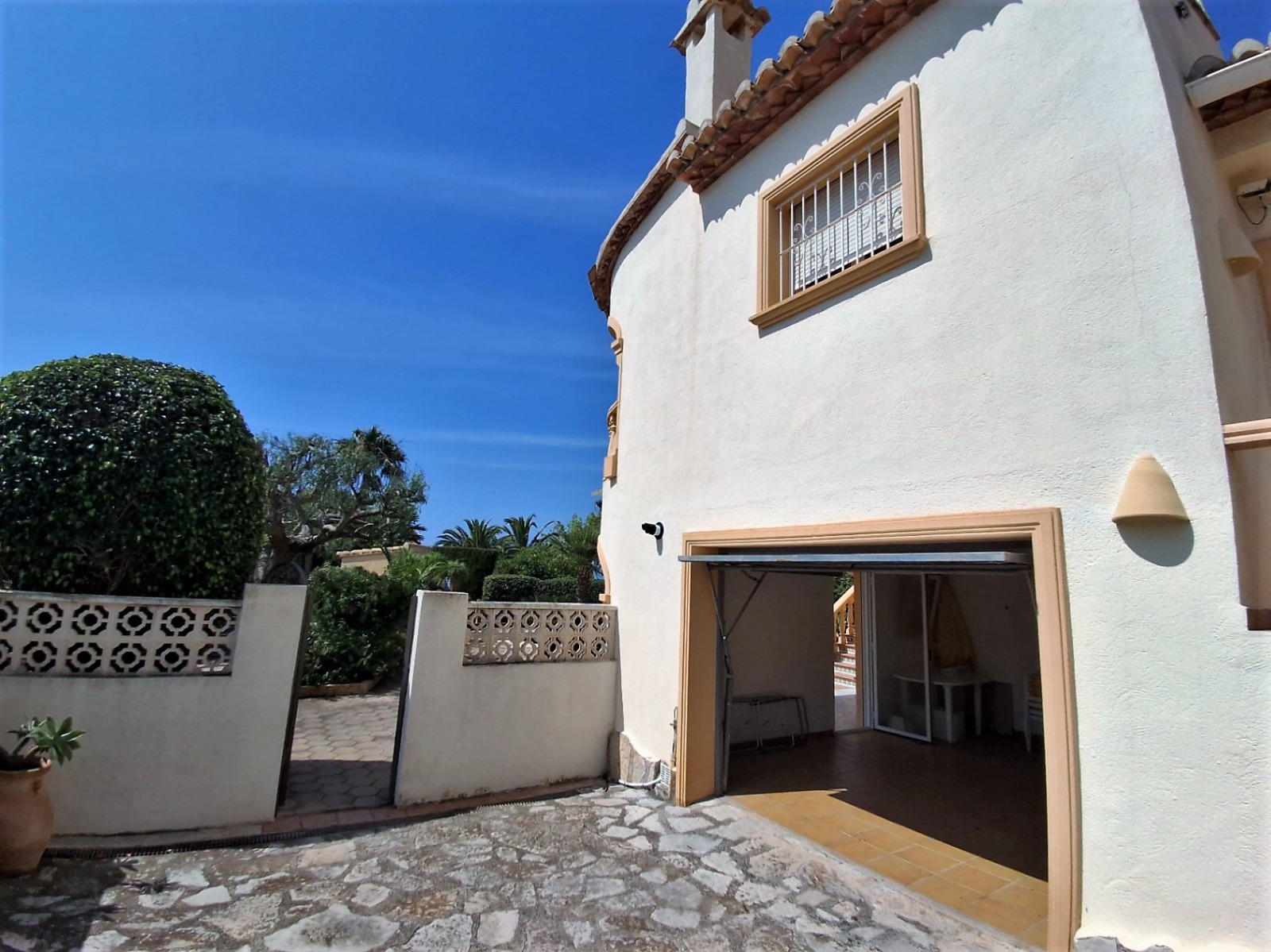 3 Bed, 2 Bath, HouseFor Sale, Calpe, Alicante
