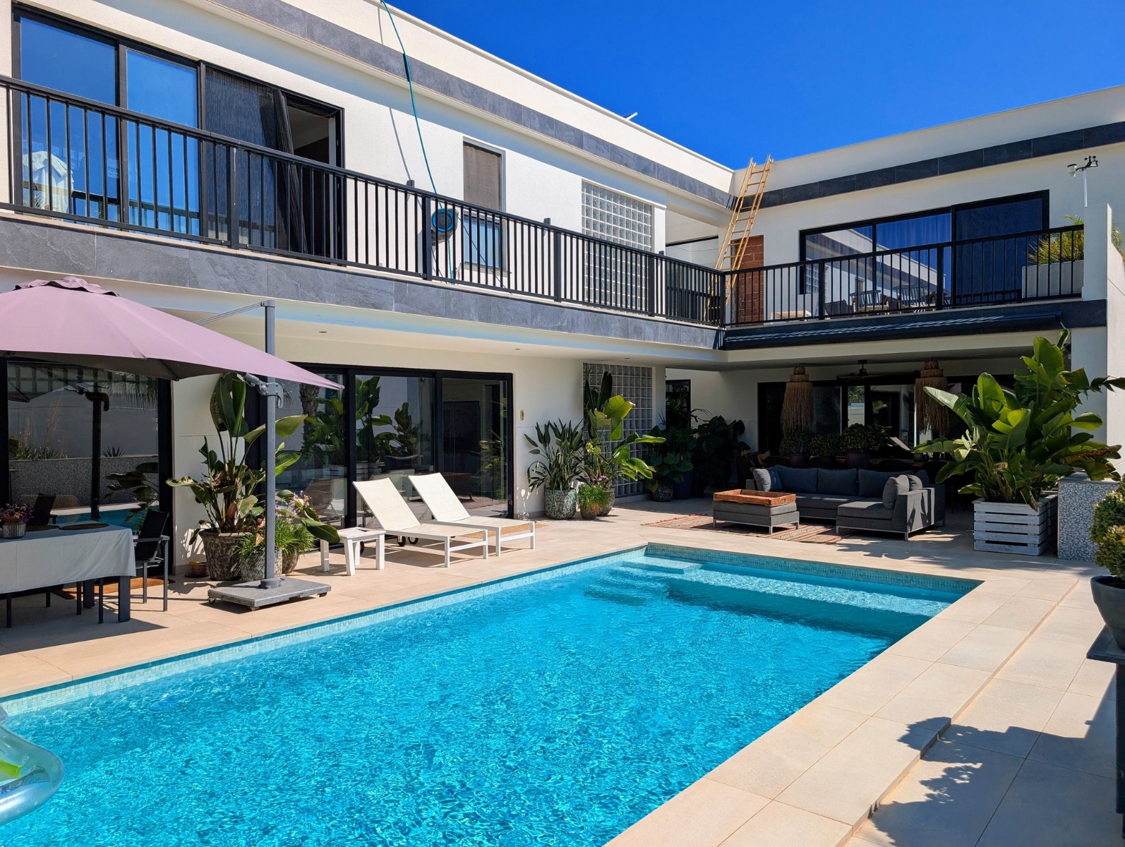 4 Bed, 4 Bath, HouseFor Sale, Calpe, Alicante