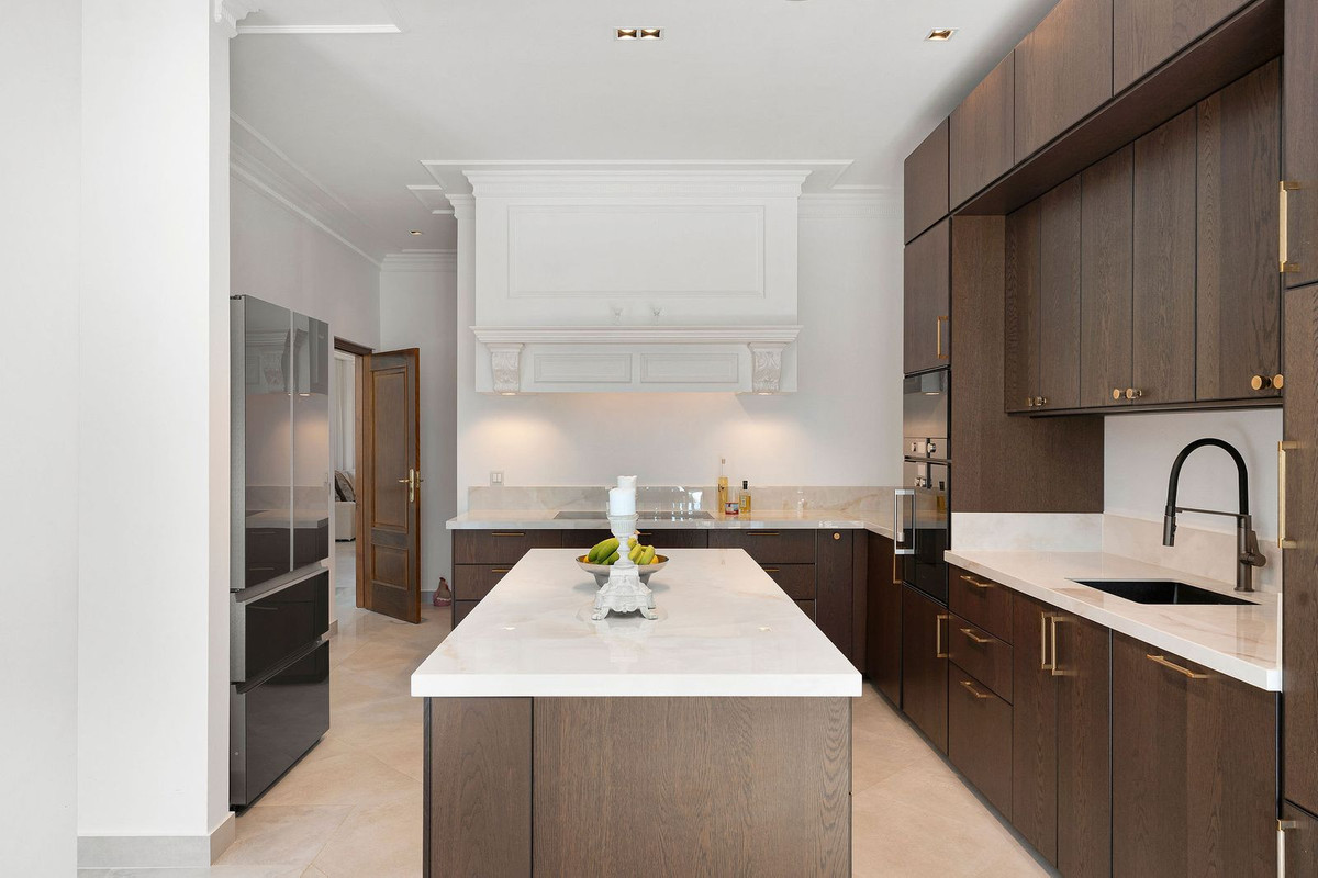 4 Bed, 4 Bath, HouseFor Sale, El Madroñal, Malaga