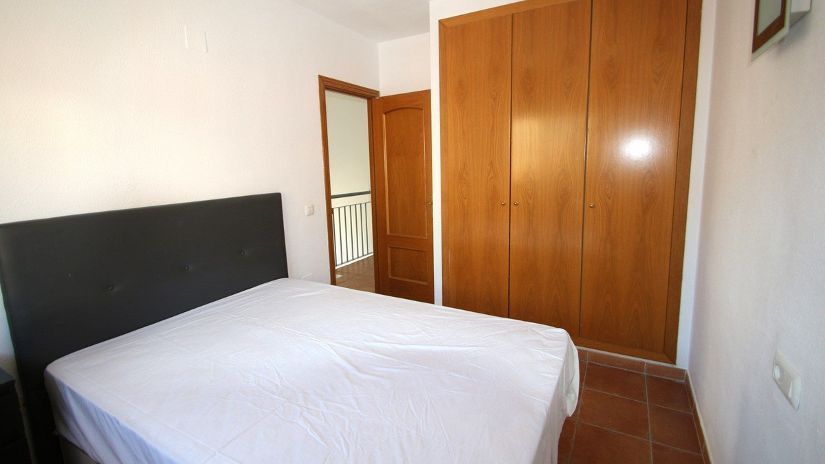3 Bed, 2 Bath, HouseFor Sale, Los Pacos, Malaga