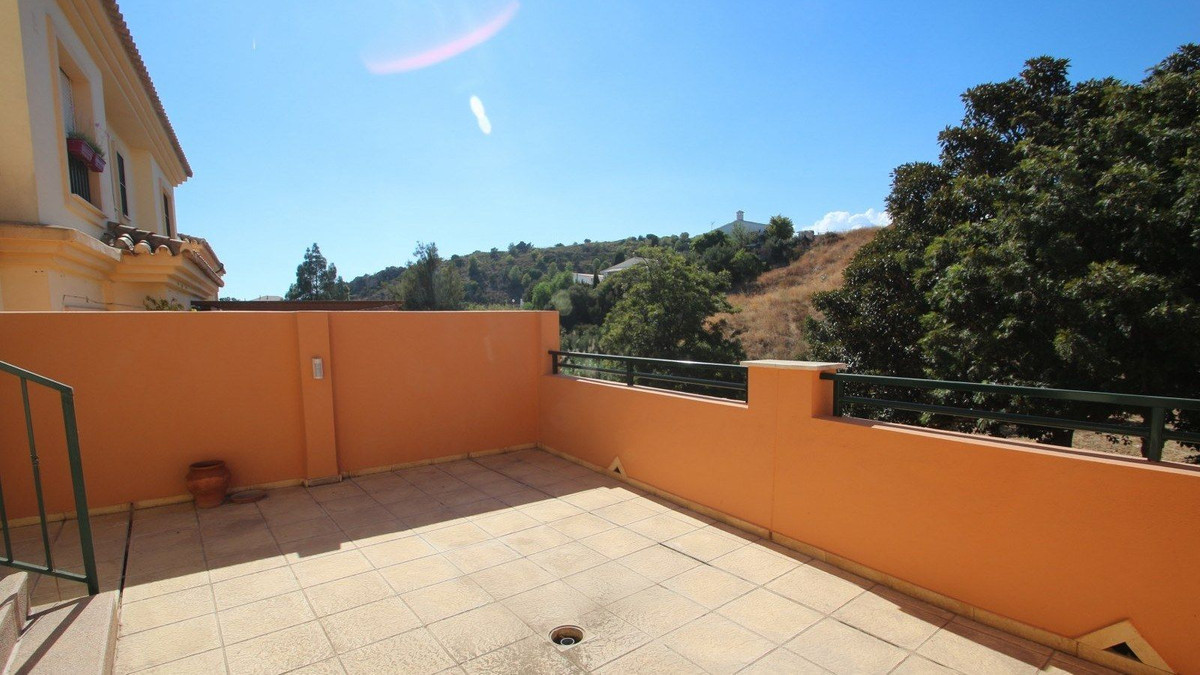 3 Bed, 2 Bath, HouseFor Sale, Los Pacos, Malaga