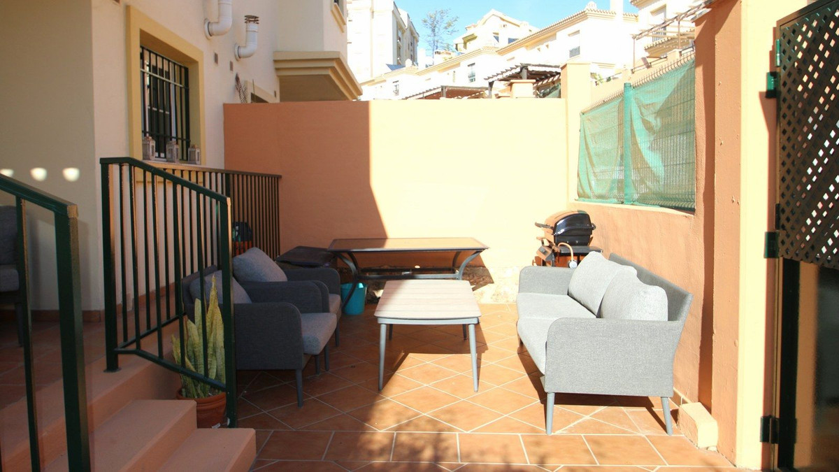 3 Bed, 2 Bath, HouseFor Sale, Los Pacos, Malaga