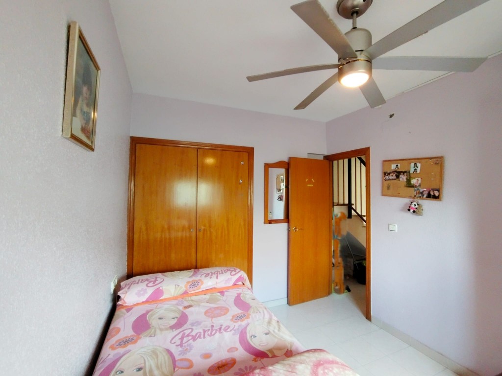 2 Bed, 1 Bath, ApartmentFor Sale, Albir, Alicante