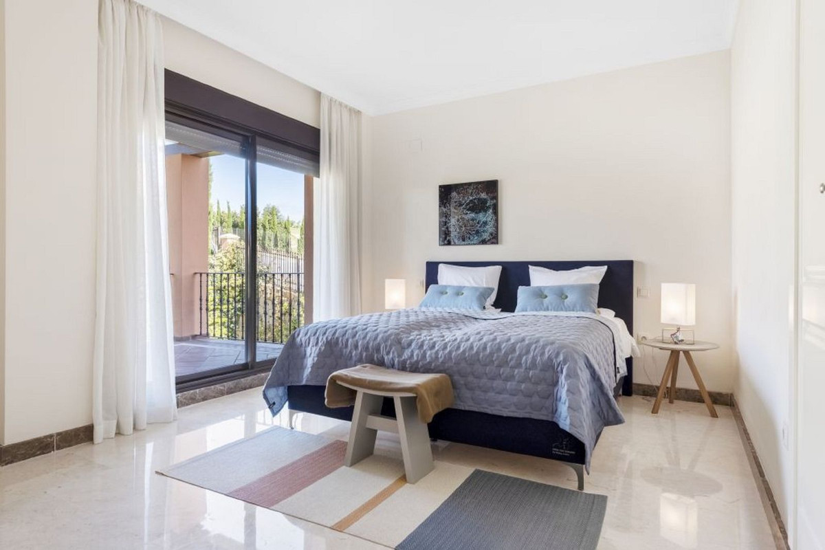 3 Bed, 4 Bath, HouseFor Sale, Estepona, Malaga
