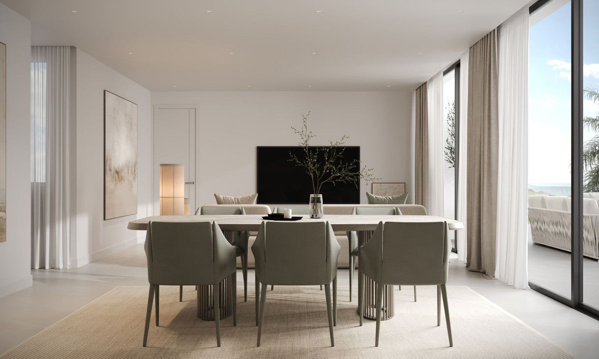 3 Bed, 2 Bath, ApartmentFor Sale, Estepona, Malaga