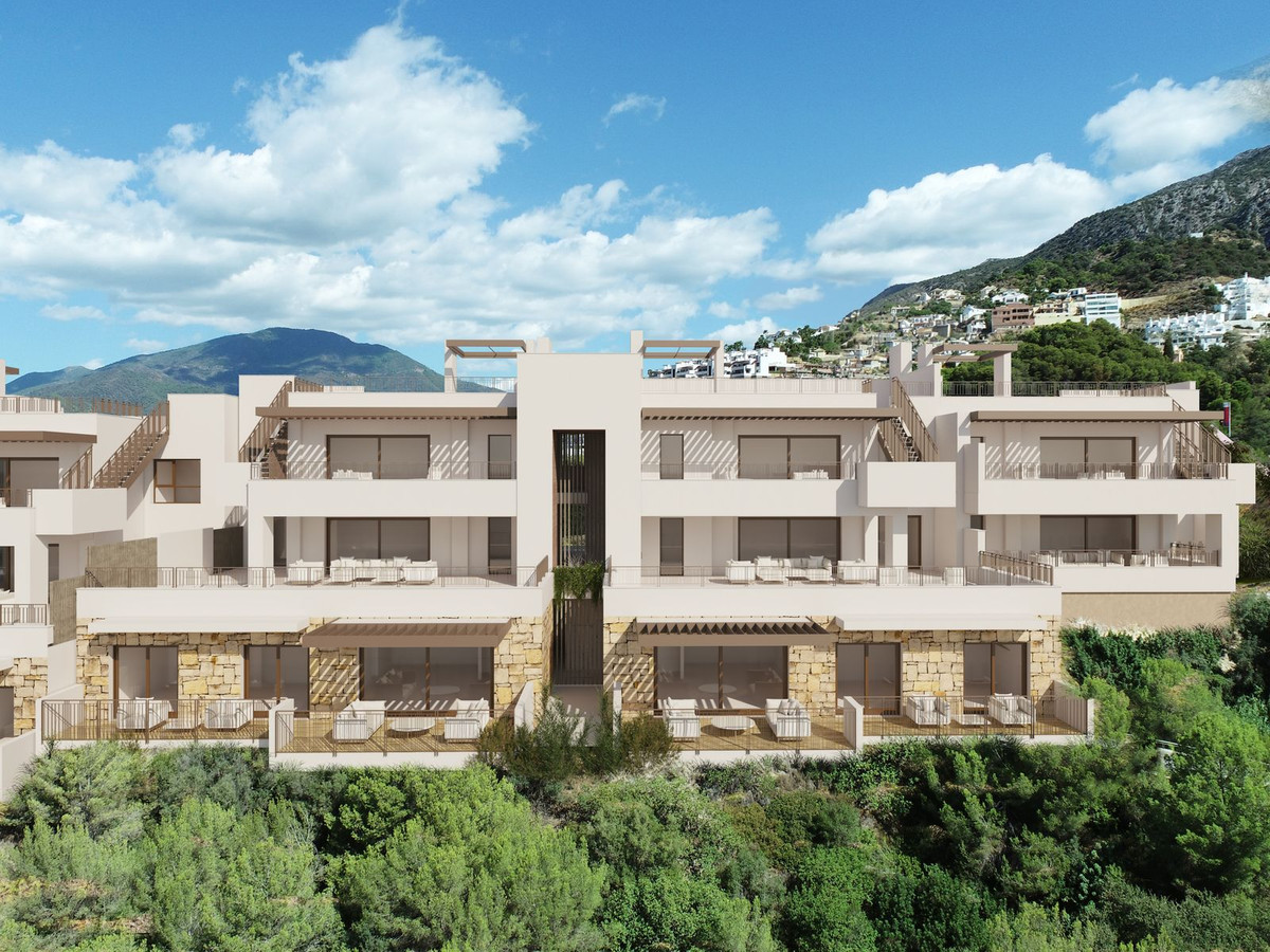 3 Bed, 2 Bath, ApartmentFor Sale, Istán, Malaga