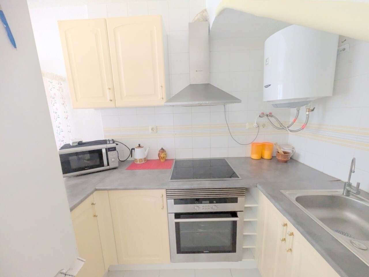 3 Bed, 1 Bath, HouseFor Sale, Los Balcones, Alicante