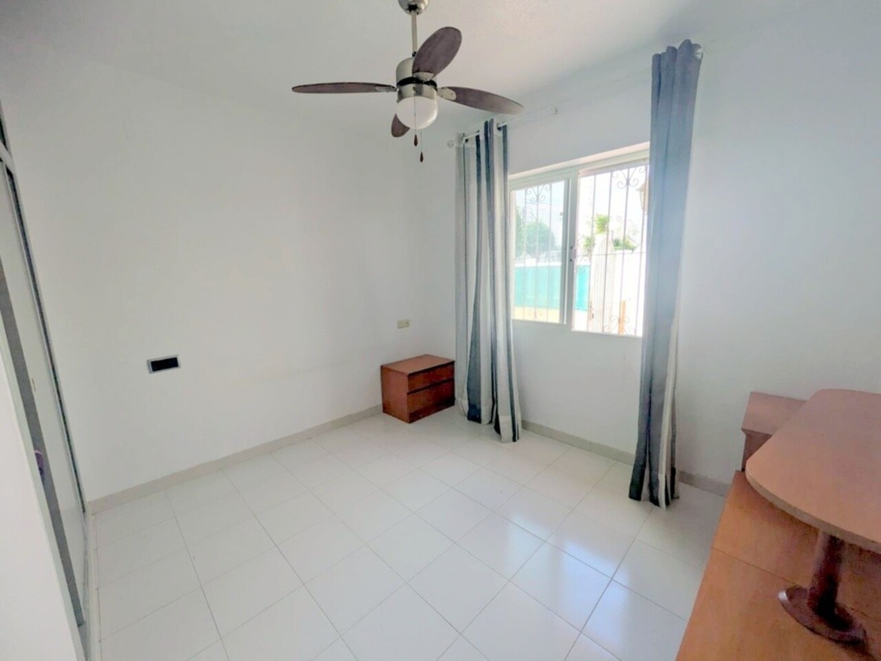 3 Bed, 1 Bath, HouseFor Sale, Los Balcones, Alicante