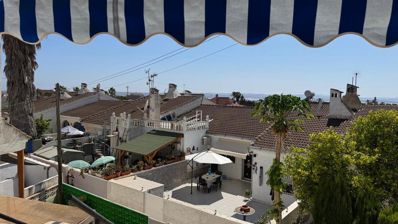 2 Bed, 1 Bath, HouseFor Sale, El Chaparral, Alicante