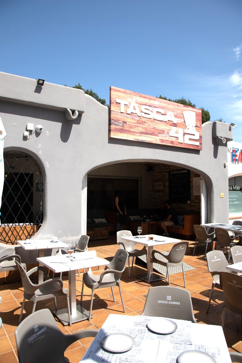 Commercial Property, For Sale