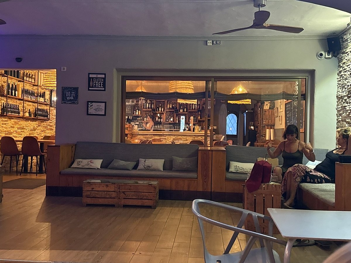 Commercial Property, For Sale