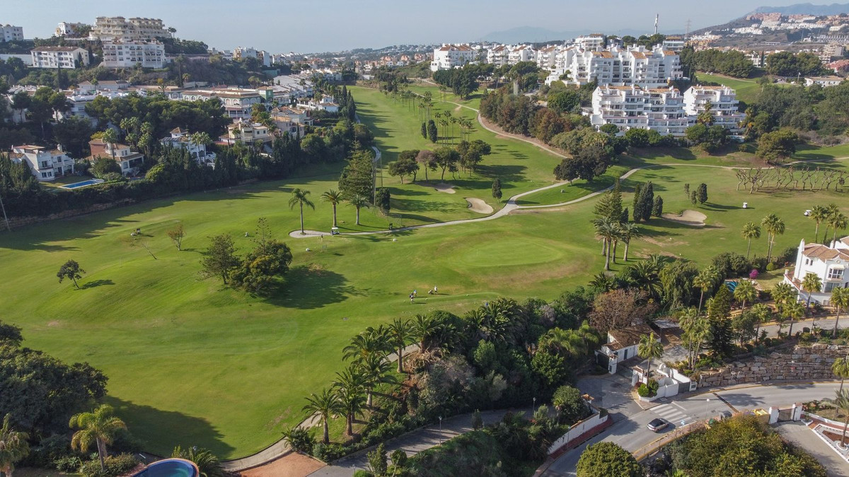 2 Bed, 2 Bath, ApartmentFor Sale, Riviera Del Sol, Malaga