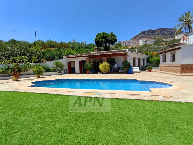 3 Bed, 2 Bath, HouseFor Sale, Álora, Malaga