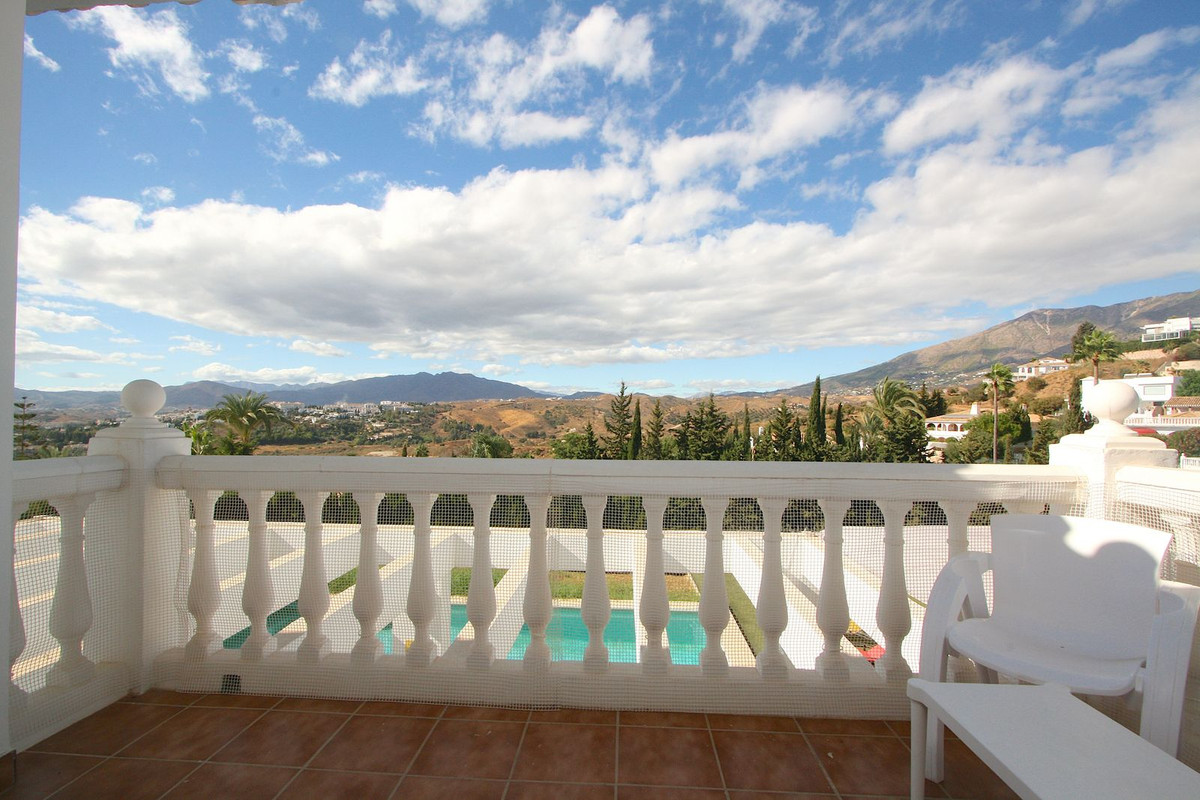 8 Bed, 5 Bath, HouseFor Sale, Sierrezuela, Malaga