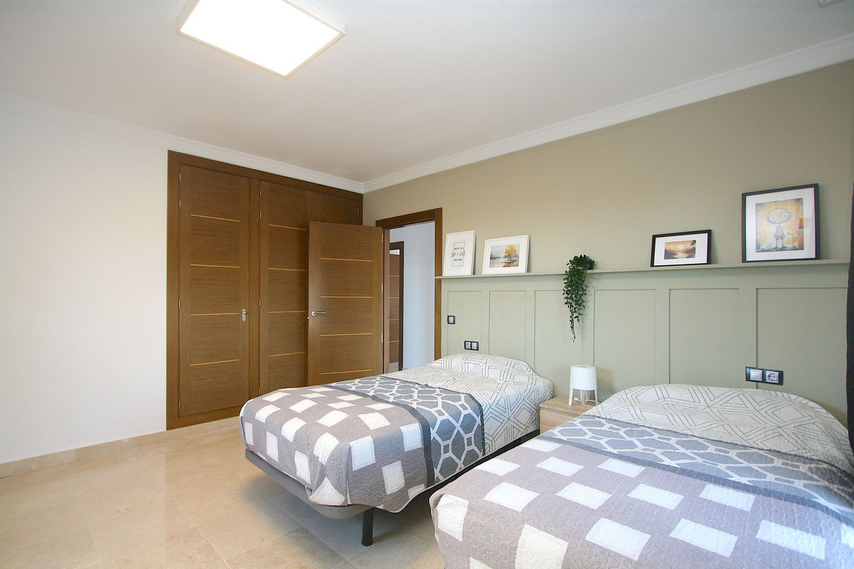 8 Bed, 5 Bath, HouseFor Sale, Sierrezuela, Malaga