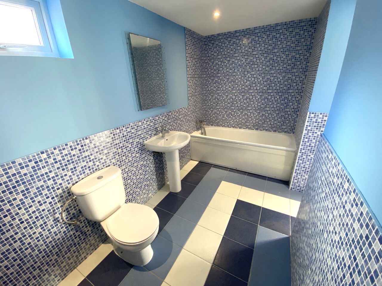 5 Bed, 3 Bath, HouseFor Sale, La Zenia, Alicante