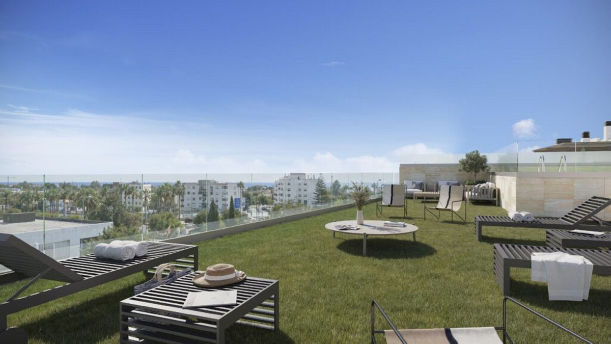 3 Bed, 2 Bath, ApartmentFor Sale, San Pedro de Alcantara, Malaga