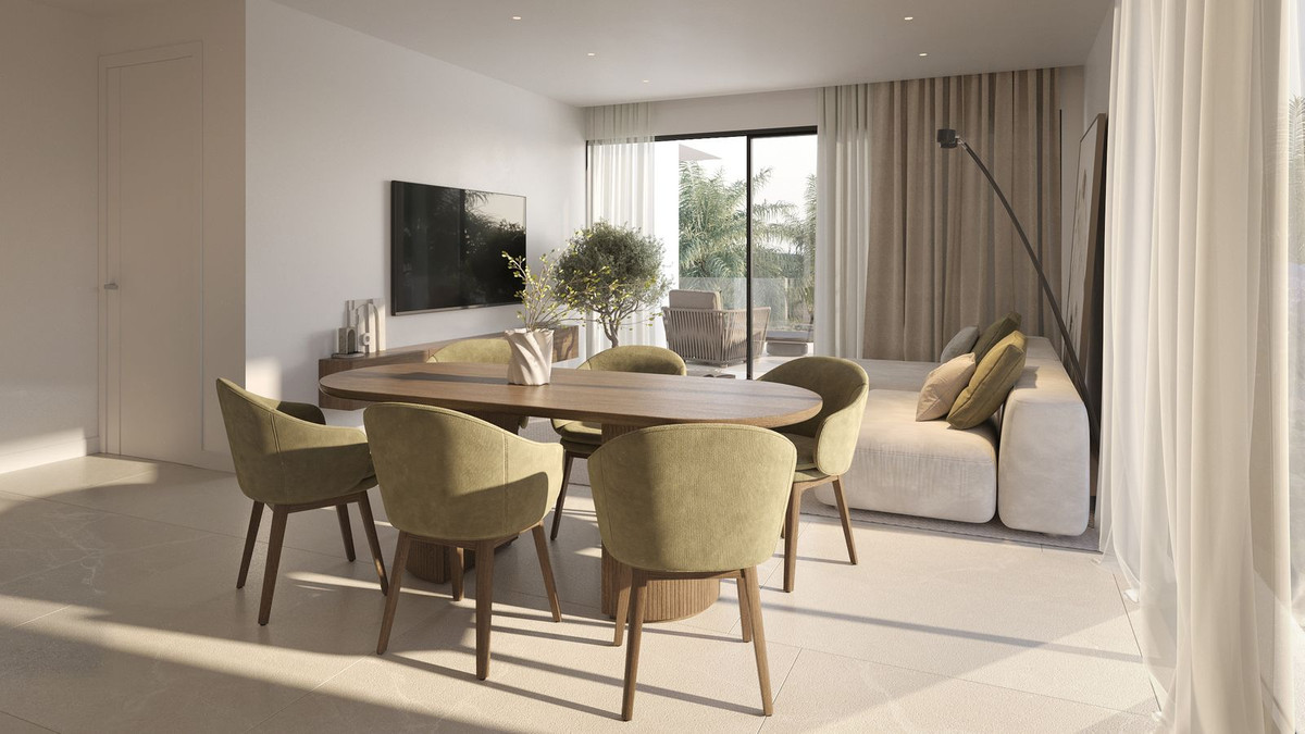 3 Bed, 2 Bath, ApartmentFor Sale, Estepona, Malaga