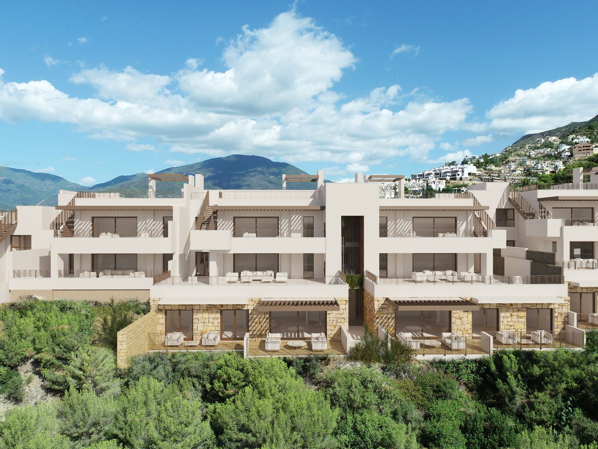 3 Bed, 2 Bath, ApartmentFor Sale, Istán, Malaga