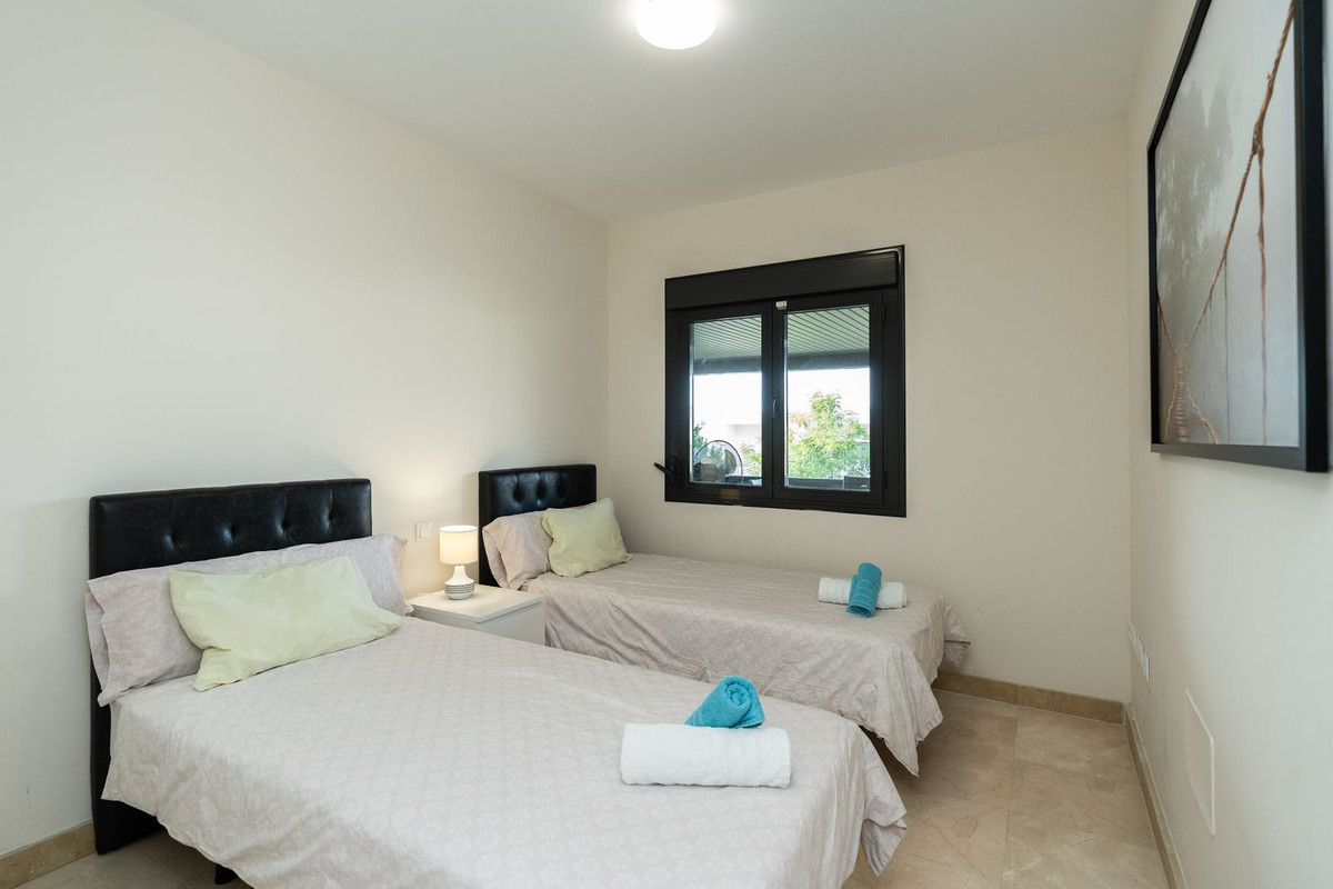2 Bed, 2 Bath, ApartmentFor Sale, Los Flamingos Golf, Malaga