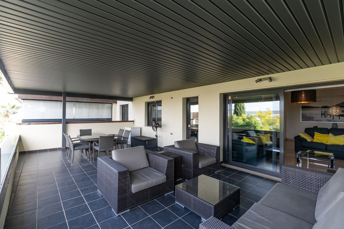 2 Bed, 2 Bath, ApartmentFor Sale, Los Flamingos Golf, Malaga