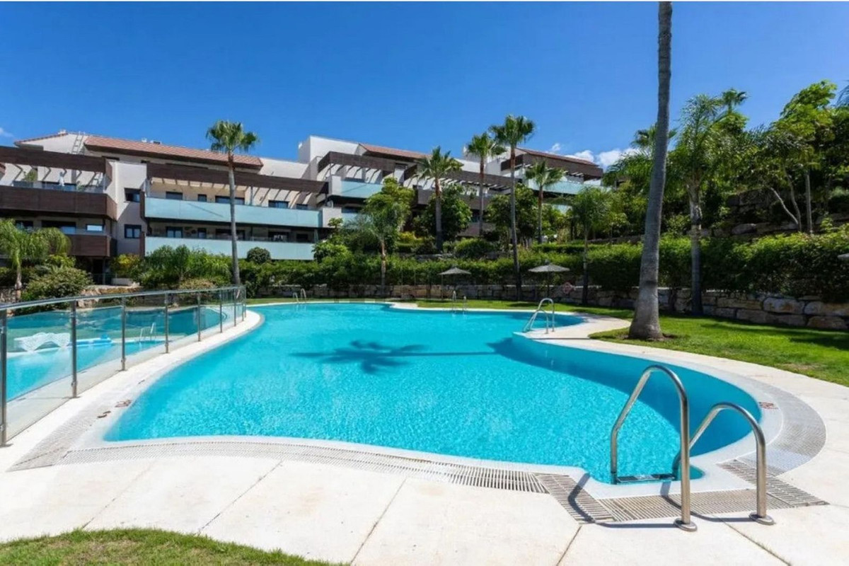 2 Bed, 2 Bath, ApartmentFor Sale, Los Flamingos Golf, Malaga