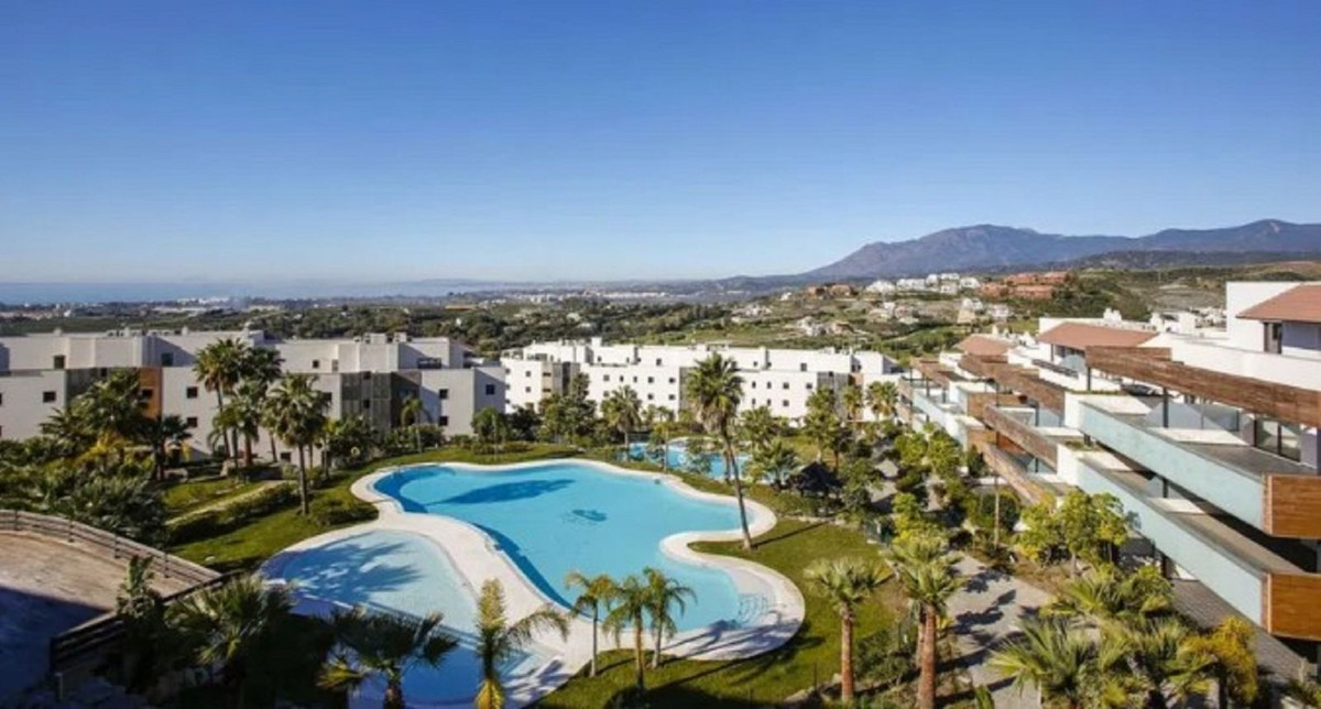 2 Bed, 2 Bath, ApartmentFor Sale, Los Flamingos Golf, Malaga