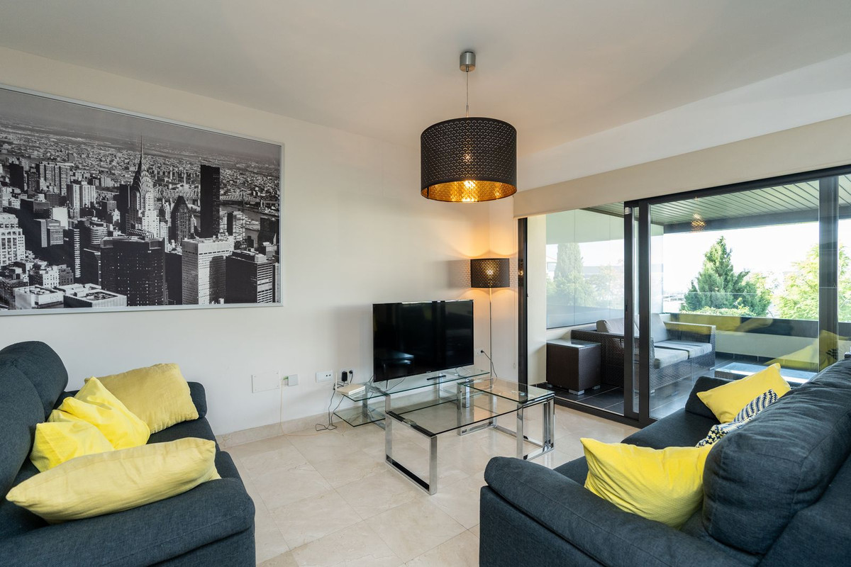 2 Bed, 2 Bath, ApartmentFor Sale, Los Flamingos Golf, Malaga