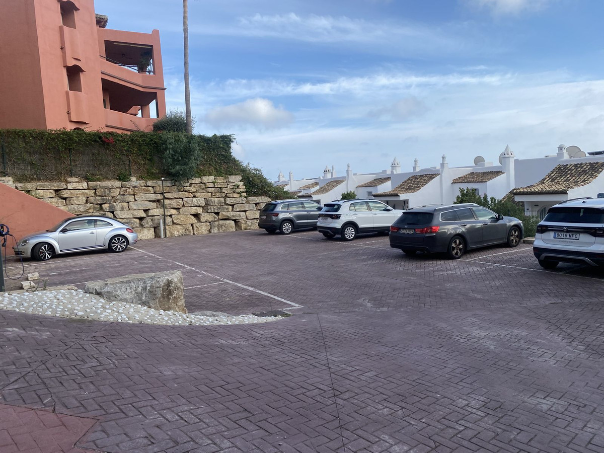 3 Bed, 2 Bath, ApartmentFor Sale, Benalmadena, Malaga