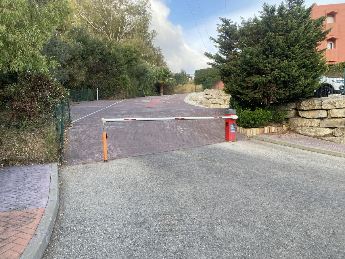 3 Bed, 2 Bath, ApartmentFor Sale, Benalmadena, Malaga