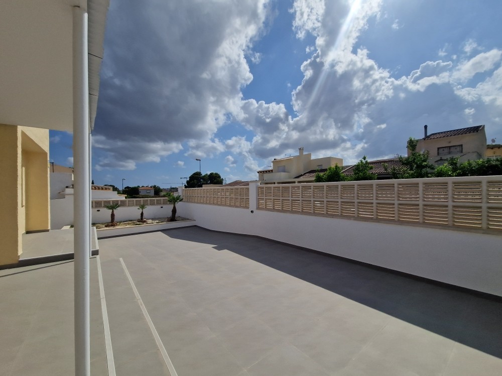 3 Bed, 2 Bath, HouseFor Sale, La Nucia, Alicante